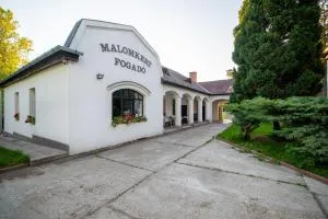 Szobi Malomkert Fogadó - Chlʼaba