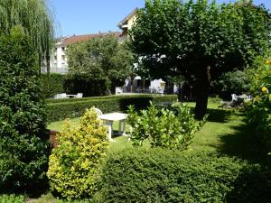 Hotels Hotel Les Terrasses : photos des chambres