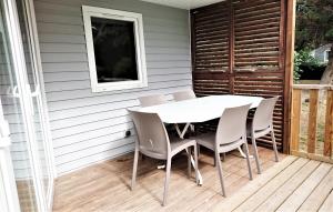 Campings MOBIL HOME 4 PERSONNES TOUT CONFORT : photos des chambres