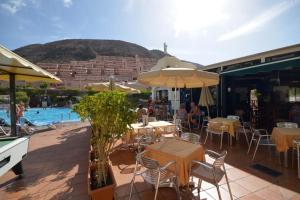 Castle Harbour 13  One Bed privately owned accommodation in Los Cristianos