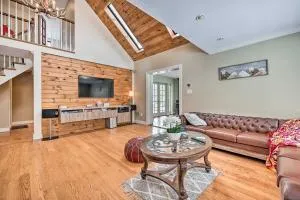 Poconos Cottage with Sauna about 10 Mi to Camelback! - Warnertown