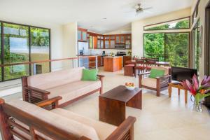 Vista Pacifica - Breathtaking Views and Peaceful Atmosphere Amazing Views & WiFi