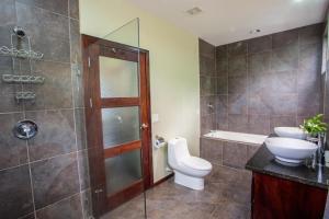 Tres Amigos - Luxurious with Jungle and Ocean View