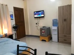 Door 8 Bench Apartment - Guiuan