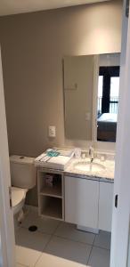 68 Brand-new studio next to Paulista Av, fast wifi