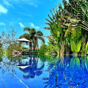 Q简易别墅旅馆 - 白马市