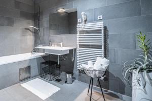Vila Vipolže - Rooms & J. Suites