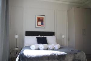 Crawford House - ScholarLee Living Apartments