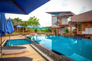 Tique Series Boutique Resort (SHA Extra Plus)