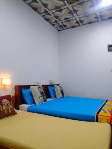 Peacocks Paradise Safari Hostel