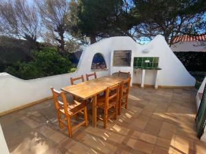 Villa con piscina privada y gran jardín