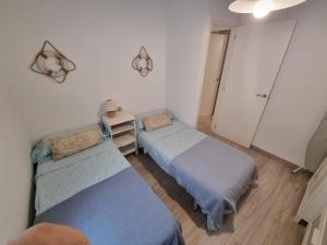 APARTAMENTO PRIMERA LINEA MAR CAMBRILS cerca PUERTO