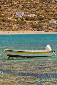 Albatros Studios & Apartments