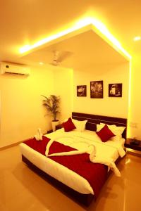 ORFILA INN Airport Hotel