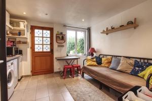 Appartements Studio calme proche Paris avec terrasse privative et jacuzzi en option : photos des chambres