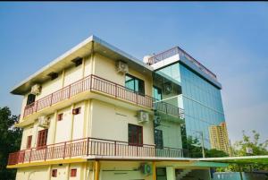 Kalapurayil Residency