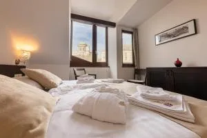 巴兹利卡阿拉特潘兹奥酒店 - 塔塔班亚