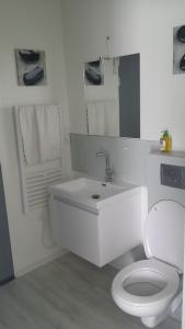 Maisons d'hotes Chambre spacieuse, moderne et tres confortable a Perros-Guirec : photos des chambres