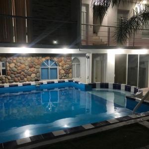 7 VENATOR House Boutique