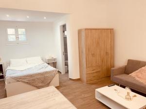 Louvros Luxury Suites