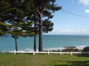 Maisons de vacances A green break in a sustainable holiday home in Etables-Sur-Mer : photos des chambres