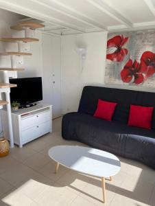 Appartements appartement superbe Vue Mer,piscine,parking privee, : photos des chambres