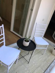 Francis Apartment No2