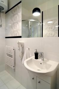 Hollywood Hostel