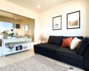 SunBeach Apartment with seaview and sauna