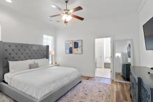 ALL NEW - Designer Luxury 3BR Townhouse - Near LSU