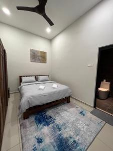 R3troHouse 3BR 8PAX PS4,POOL TABLE,NETFLIX