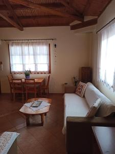 Villa Oceanis - Luxury Seaside Villa