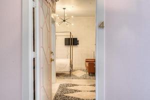 THe Oleander Hotel Room Number 4