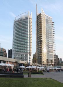 Four Seasons hotel, 
Beirut, Lebanon.
The photo picture quality can be
variable. We apologize if the
quality is of an unacceptable
level.