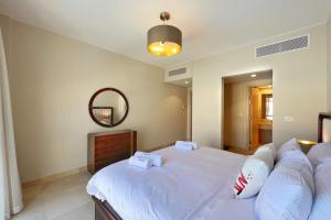 Homestyle 3BR Penthouse Pool & Beach View