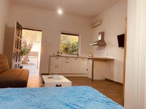 Louvros Luxury Suites