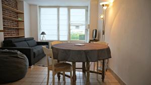 Little Suite - Coline