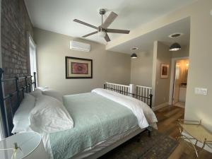 Bisbee Brownstone Suites