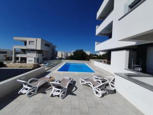 Luxury Apartment Majda with a pool