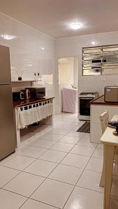 Apartamento Enseada Guarujá próximo a Praia amplo e confortável