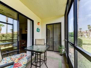 Ocean Village Club N16