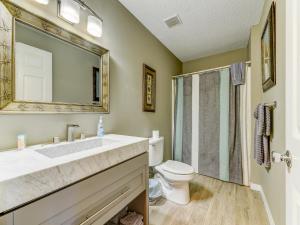 Averys Beach Bungalow