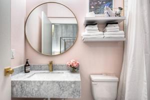 The Oleander Hotel Room 9