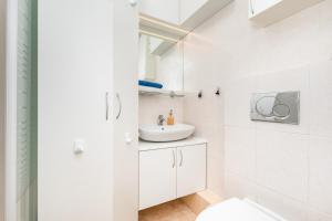 Apartament Emilii Plater by Your Freedom