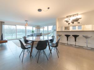 Apartment Ocean with parking by Interhome