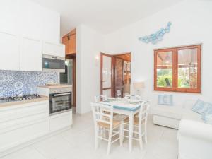 Holiday Home Rei Marina Fronte Mare 31 - REI425 by Interhome