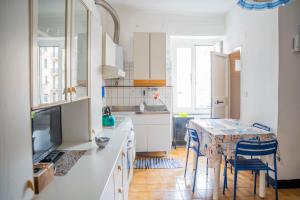 008 - Casa RIVA Vista Mare di fronte alla Spiaggia e Mare