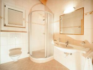 Apartment Obetzhofer by Interhome