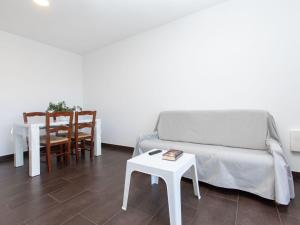 Apartment Estiu by Interhome