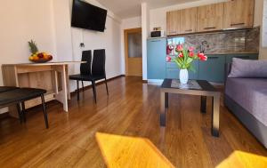 Downtown Apartment Ela